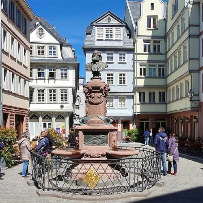 altstadt_shutterstock.jpg